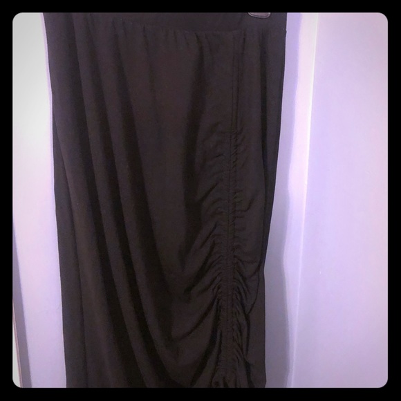 Long, black, skirt - Picture 1 of 2